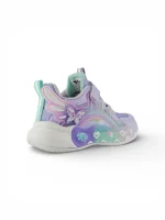 Tenis deportivos lila para niña con diseño moderno, suela liviana y cómoda marca Titinos referencia 7190-141.