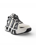 Tenis deportivos blancos para niño con diseño cómodo y suela antideslizante marca Titinos referencia 7195-743.